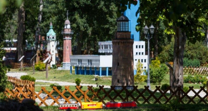Park Miniatur i Kolejek w Dziwnowie to dobry pomysł na spędzenie wolnego czasu - galeria